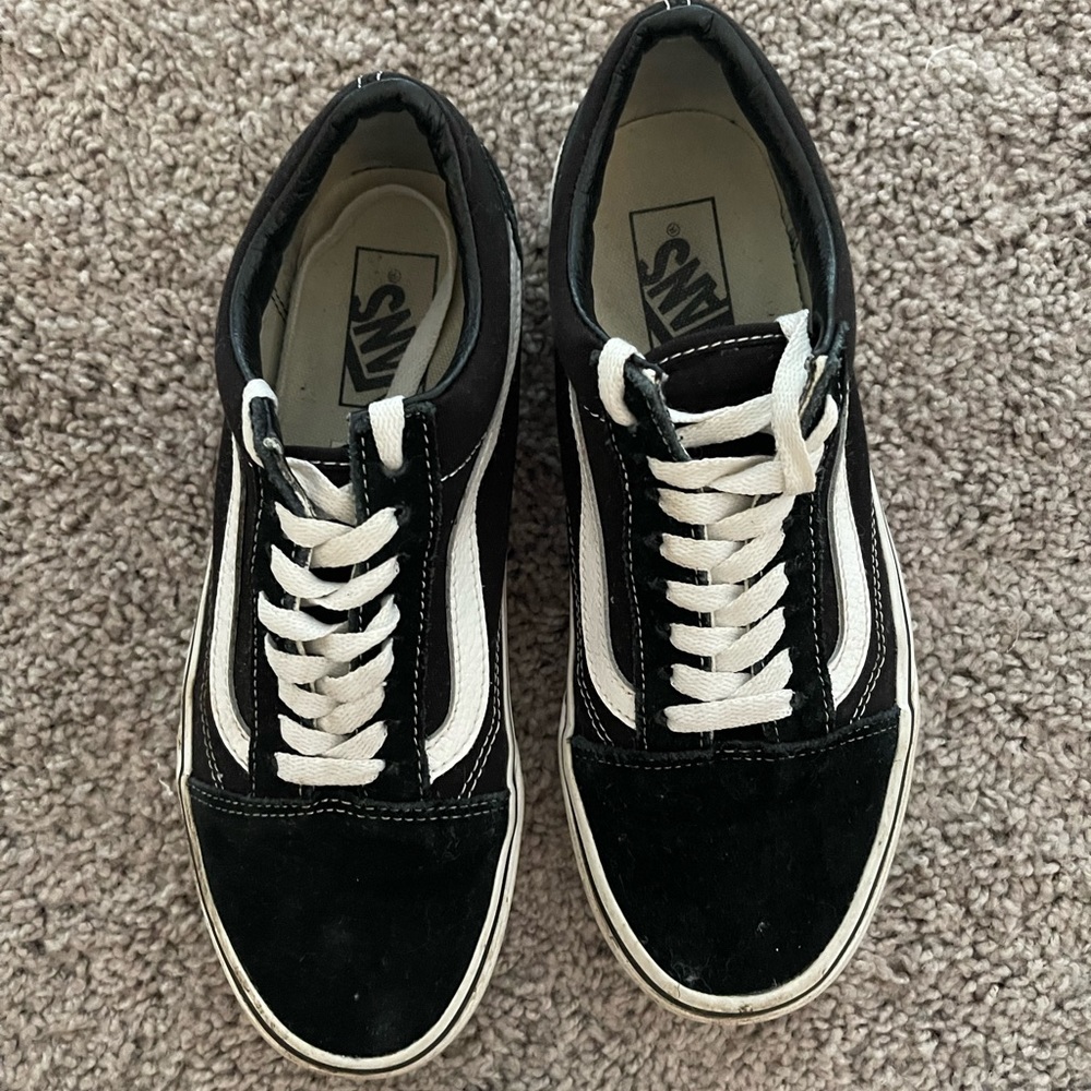 black and white vans